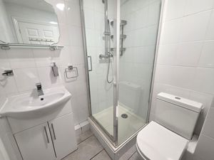 Photo 16- click for photo gallery